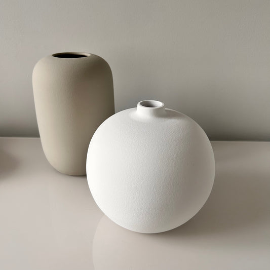 Round Handmade Vase - White